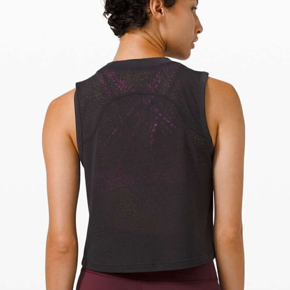 Lululemon Cinch Me Up Front Tank *Veil - 8-10 - Picture 2 of 6